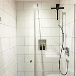 Deluxe-wohnung In Bahnhof - 94m2 - Smart Tv - Terrasse - Neu Апартаменты Вассербург-ам-Инн