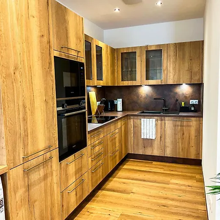 Deluxe-wohnung In Bahnhof - 94m2 - Smart Tv - Terrasse - Neu Wasserburg