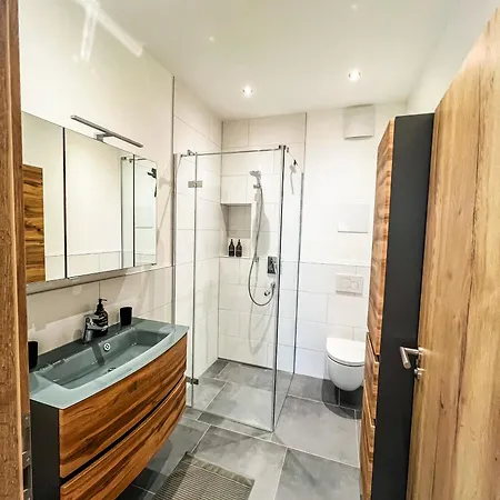 Deluxe-wohnung In Bahnhof - 94m2 - Smart Tv - Terrasse - Neu Wasserburg